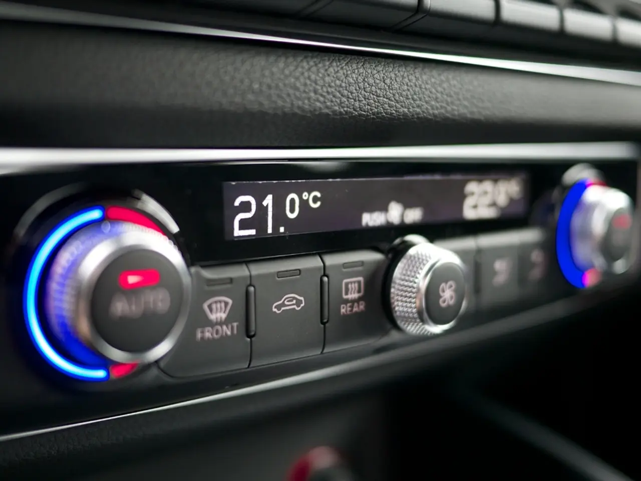 Debian- based refreshOS update 2.5 boasts a unique blend of desktop integration from various...