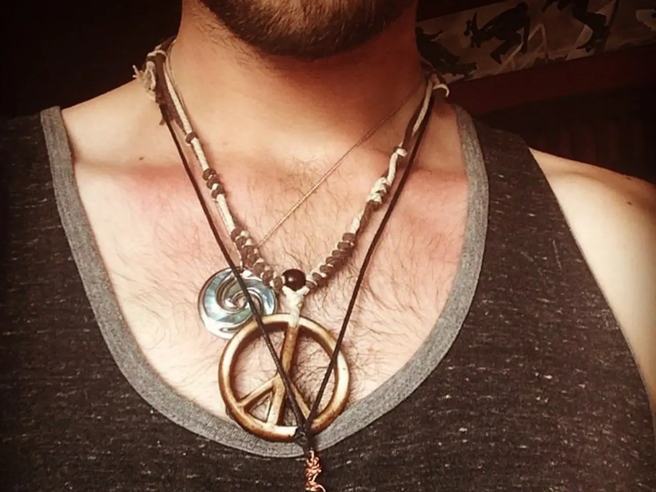 Office Dress Code: Maintain a formal appearance at work.