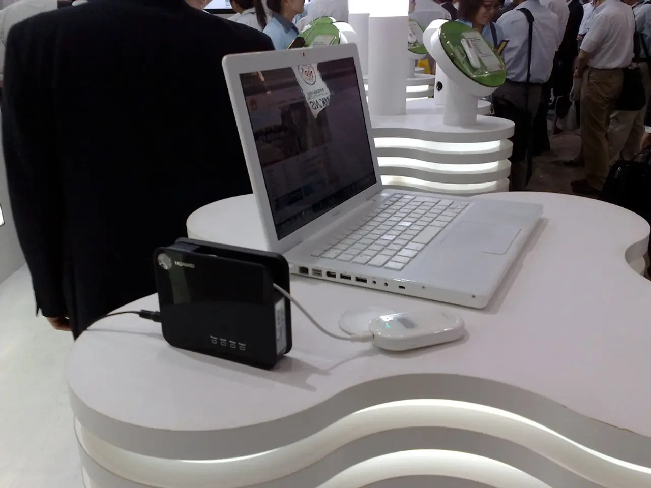 Top-tier Computers for Adobe Creative Cloud 2025 - Manage Photoshop, Illustrator, Premiere Pro, and...