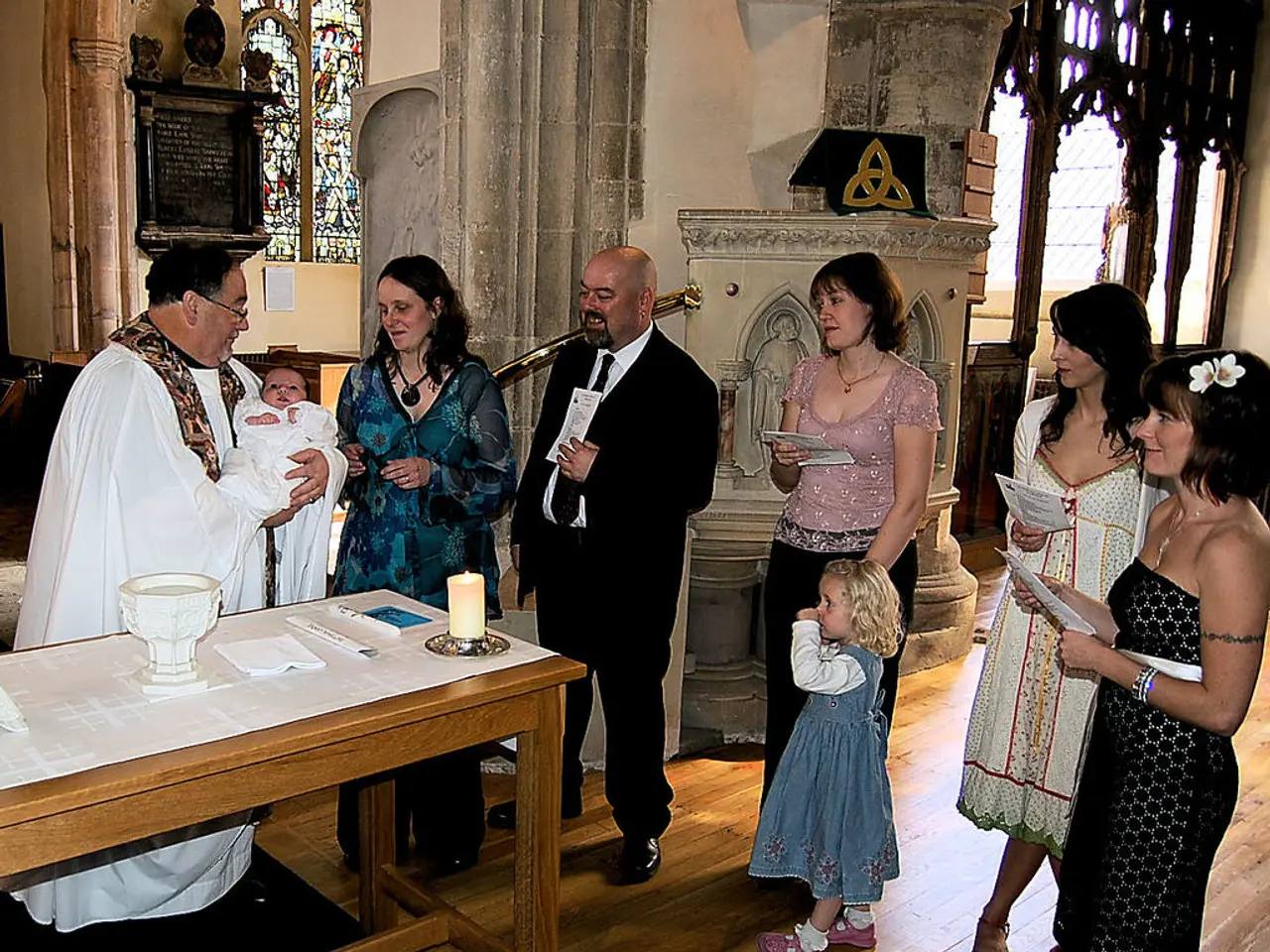 Comedian Lasisi Elenu and his spouse, Nonso, preparing for the arrival of their second child