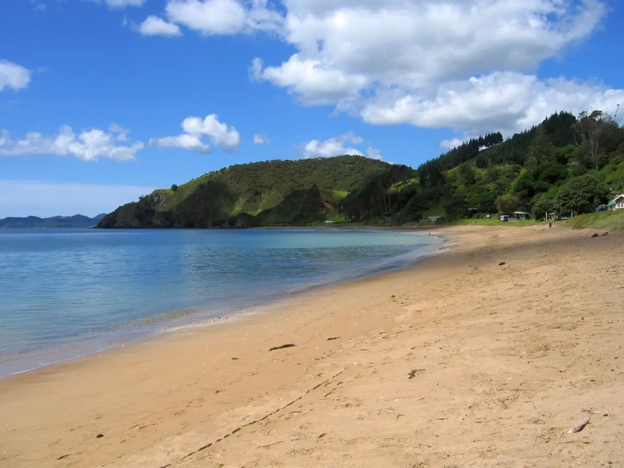 Massive Underturned Regions of North Sea Ocean Floor Discovered: An Explanation Needed