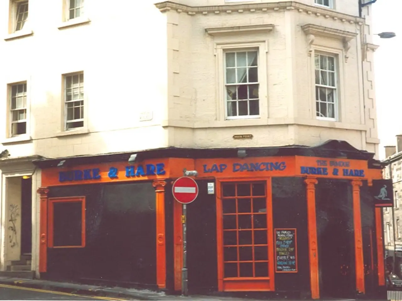 Approval granted for a new adaptable office space in London