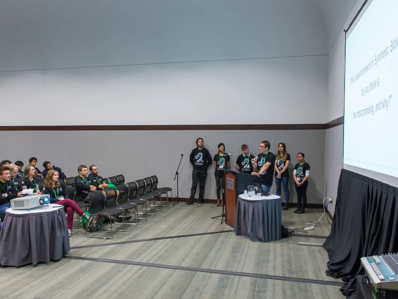 Thousands of Google Meet users encounter service disruptions, as confirmed by Downdetector.