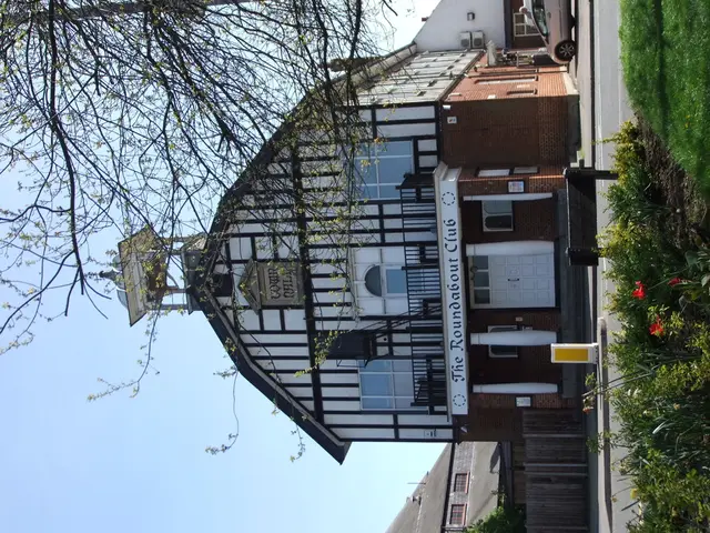 Commission seeks to develop a directive for shielding workers from ionizing radiation hazards.