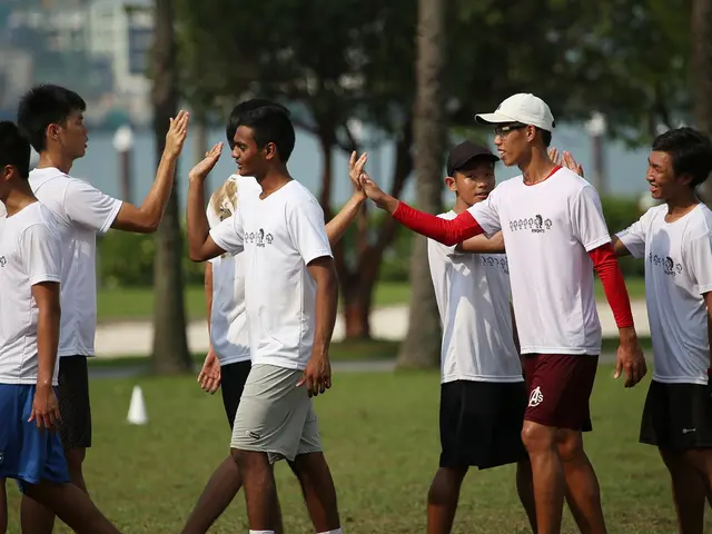 "Deeb Claims Victory in Record-Breaking $100K PLO Game: 'I'm Not Like Ike'"