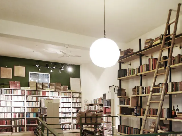 Former Soccer Coach Steve Cherundolo puts up his enchanting 1930s-era residence in LA for a sale...