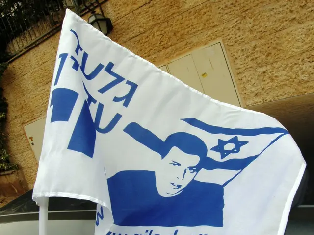 Individual arrested for setting ablaze vehicle near Turkish parliament building