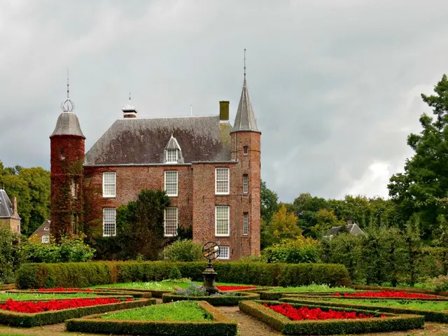 Cataclysmic Comet Burst Over Earth 12,800 Years Back Potentially Caused Extended Periods of...