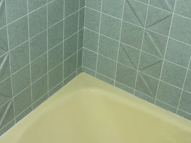 Latest Bathroom Tiling Fashion 2025 - Showcasing the Chic Styles Adorning Modern Bathroom Walls