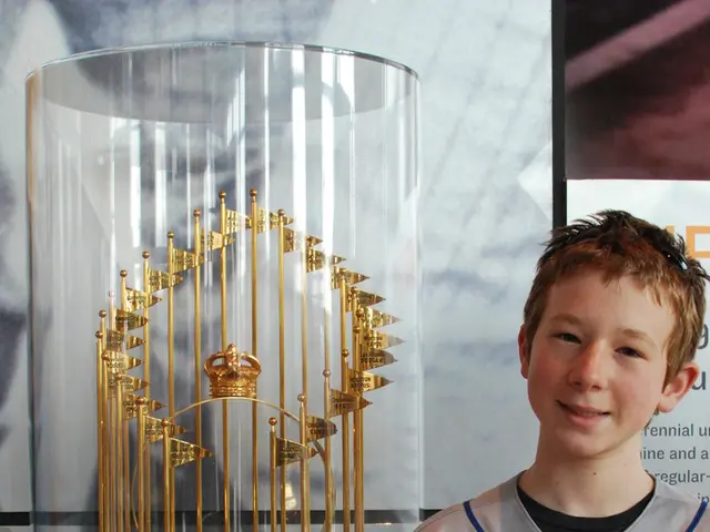 Actress Olivia Colman conceals her Oscar award.