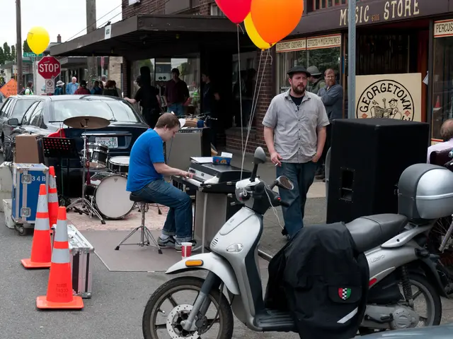 Celebrating in Helmstedt: 48th Anniversary of the Old Town Festival, showcasing music and delicious...
