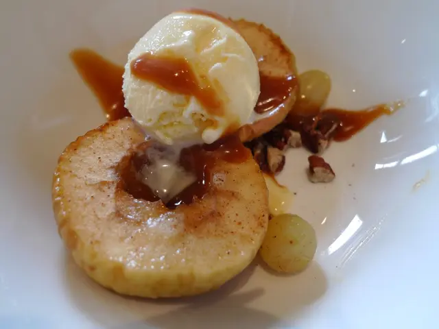 Unquestionably Delicious Peach and Ice Cream Sundae Can't Be Resisted