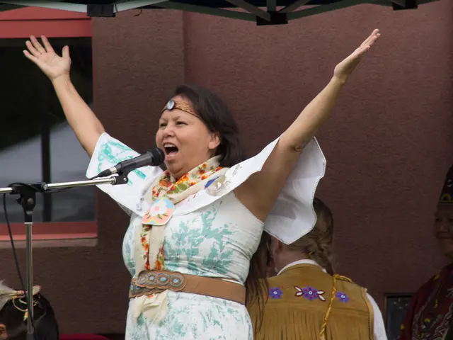 Prominent Theater, Solo Performance by Reinperger in "Elisabeth!" Play