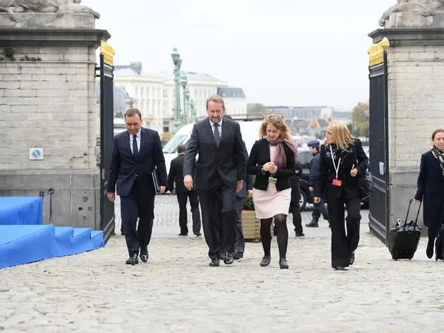 Functioning of Personal Vacuum Cleaners: An Explanation