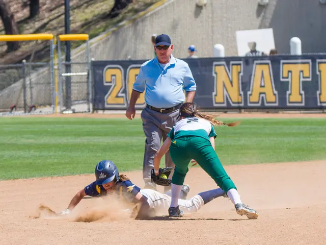 Red Sox edge past Pirates 5-2 in Duran's game-deciding inside-the-park homer, a performance that...