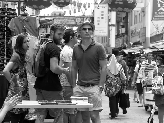 Bargaining and Scouring Goods at the Neuwied Flea Market