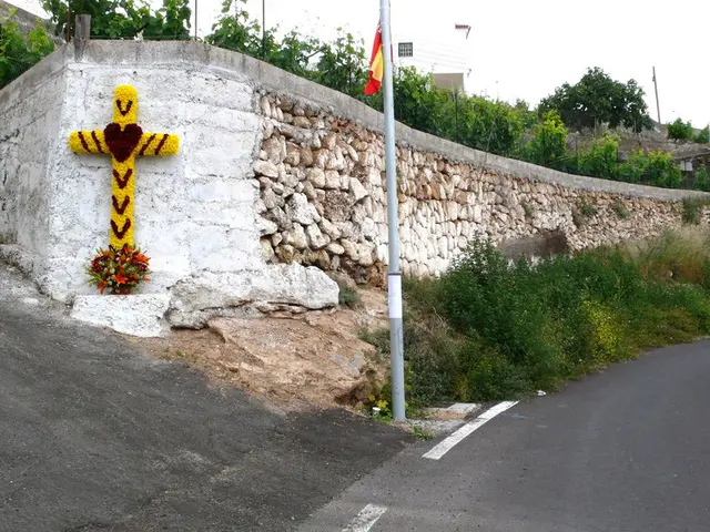 Poetry discovered along a Roman street