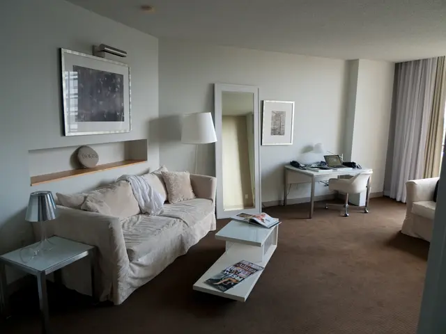 Economical Refurbishment of an Attractive, Welcoming Apartment in Berlin