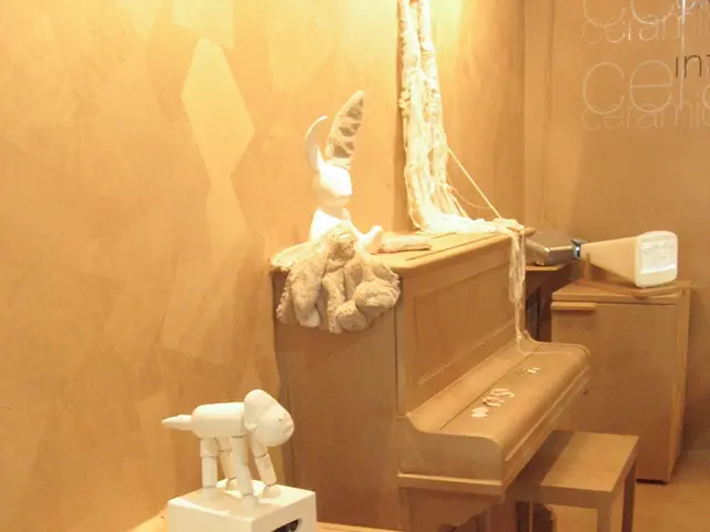 Declutter Your Bathroom Spaces: 24 Innovative Storage Solutions