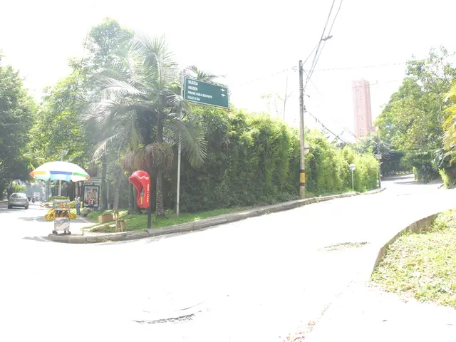 BYD reveals extraordinary off-road testing ground, featuring a world record-breaking indoor sand...