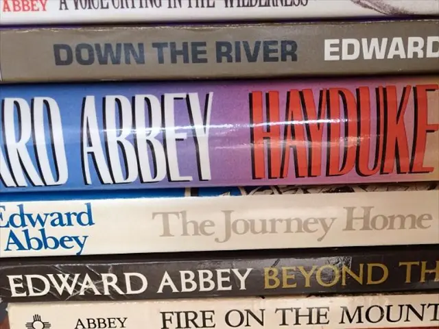 Thirty-nine Literary Works That Induce Fear