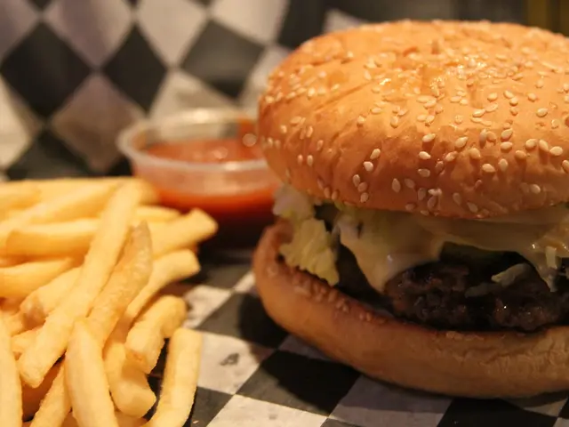 Mouth-Watering Cheese-Laden Patty Sandwiches Prepared in Just 30 Minutes