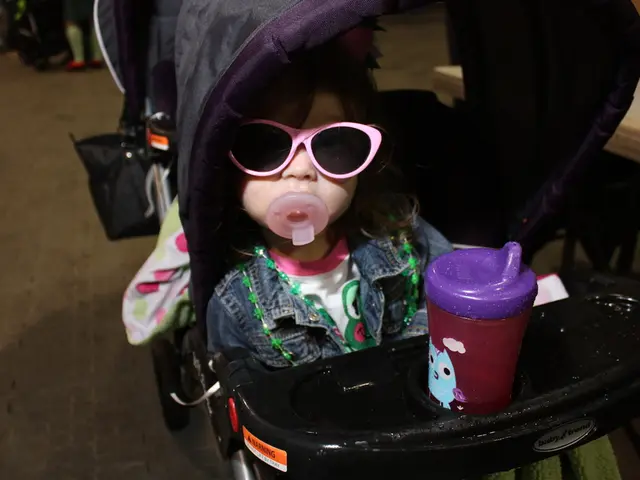 Child suffers injuries in traffic collision