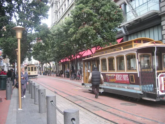 Traffic Alert: Total Blockage at the Intersection of Herkenberger Straße, Bahnhofstraße, and...