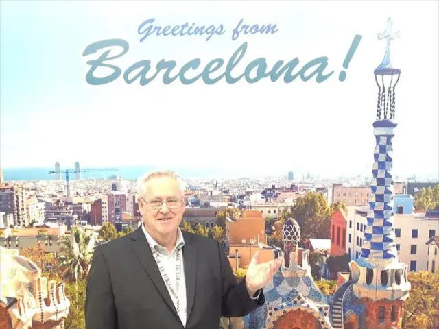 Vladimir Putin offers greetings to Russian schoolchildren on a new school day