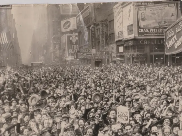 Financial Prosperity Wisdom: Insights from Experts on Earning Income Automatically