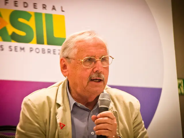 Noted politician Bernhard Vogel from the Christian Democratic Union (CDU) has passed away.