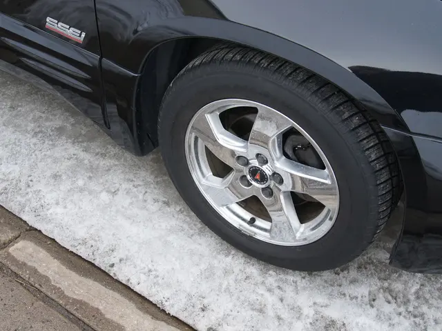 Political Report: Road Collision in Rastatt Results in Injuries to Suspects on the Run