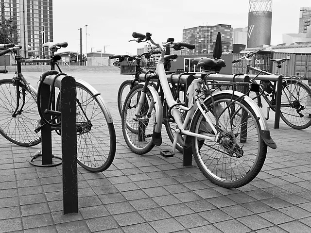 Law enforcement authorities are currently seeking the rightful owner of an abandoned bicycle.