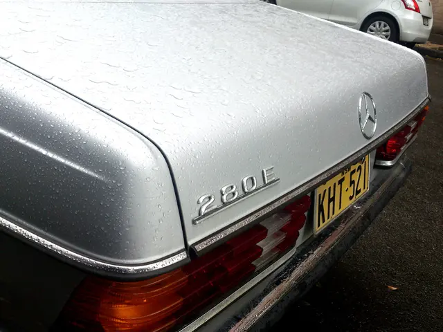 Mercedes Smeared in Paint, Sporting Flat Tires