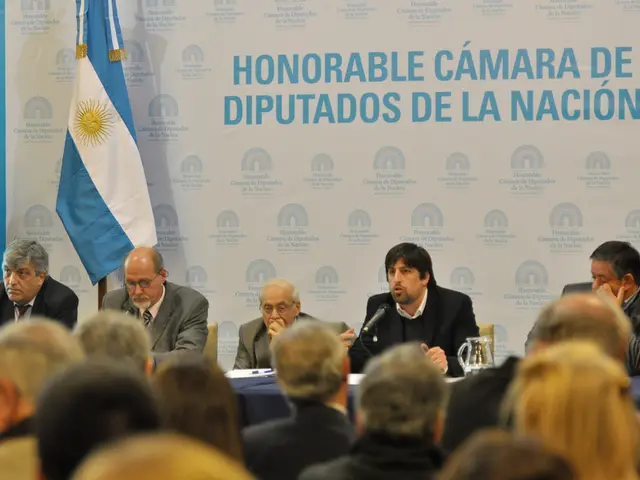 Breaking News: Criticism from federal judges towards the Supreme Court and a tragic accident...