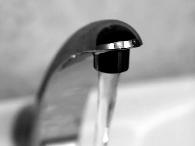 Sterilized Testing Reveals Absence of Germs in Chemnitz's Drinking Water