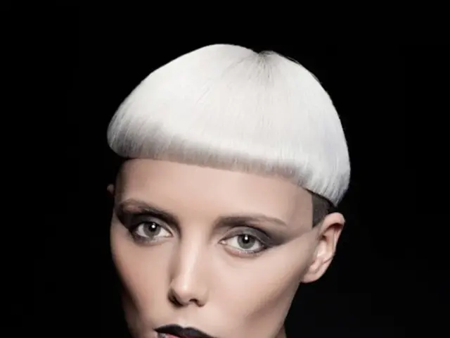 Princess Kate displays a striking new hair color change.