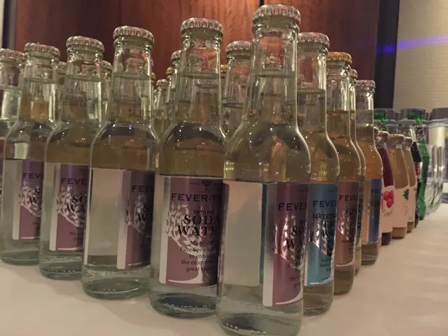 Unconventional approach to synthesizing intricate chemical compounds