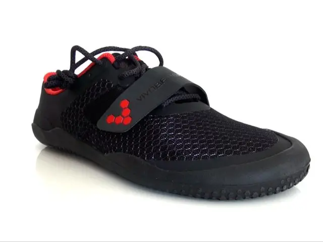 Golf Shoe Review: Red Osprey Sun Day Model - A Golf Shoe That Offers Versatility Like None Other...