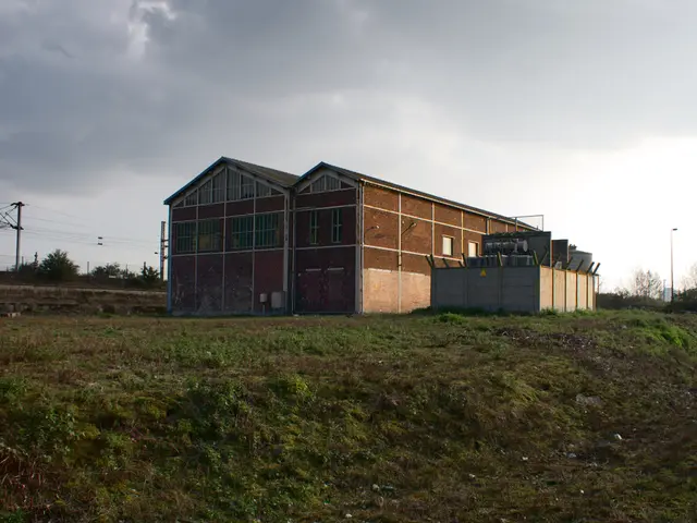 Investment Opportunity: Purchasing Realty Income Now May Secure Your Future Finances