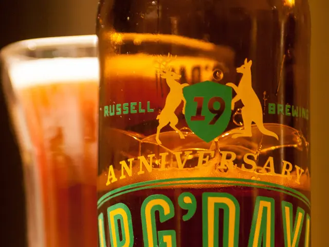 Edward 40 Hands: Guide to the Boozy Drinking Game and Its Regulations