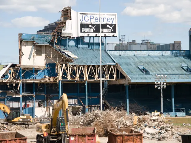 Heavy rainstorm hits Devalsari area in Naugaon region of Uttarkashi, prompting a swift response...
