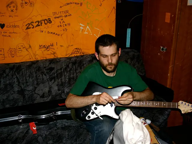 Pushing terahertz technology further: New nanostructures prolong the lifespan of devices working at...