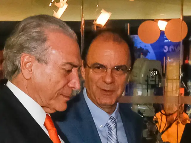 Authorities seek potential onlookers to a thwarted break-in at a private residence.