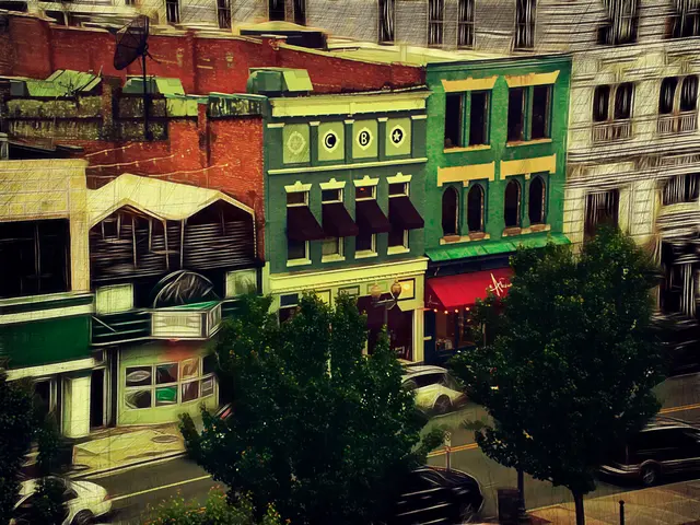 Vibrant cityscapes: The street artist Dared illuminates Berlin's urban landscape