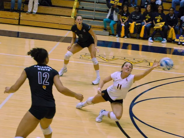 Women's Bundesliga is currently in action.