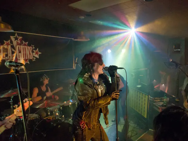 Here are the victors of the "Four Neusers" gunner song competition.