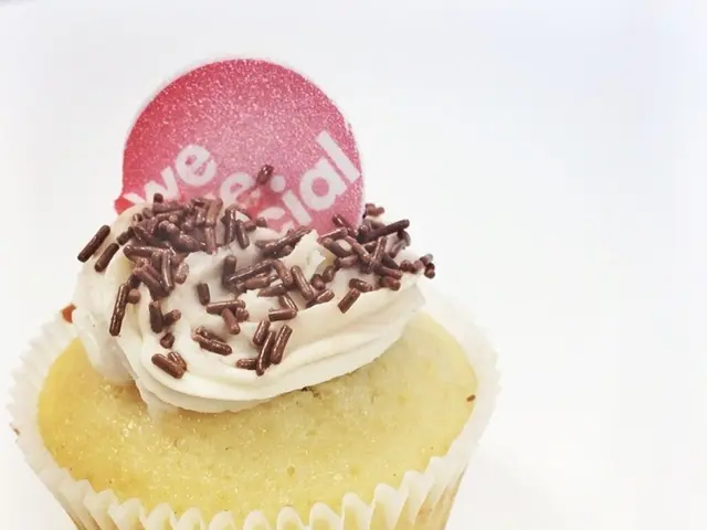 Three Simple Steps to Craft Your Own Ice Cream Cakes at Home