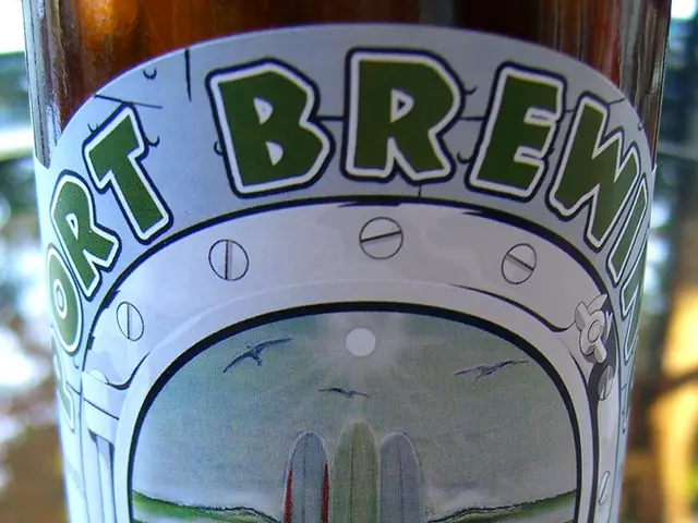 Refreshing Canned KRATOMade Kratom Seltzer Drink: Pioneering a New Taste in Every Serving