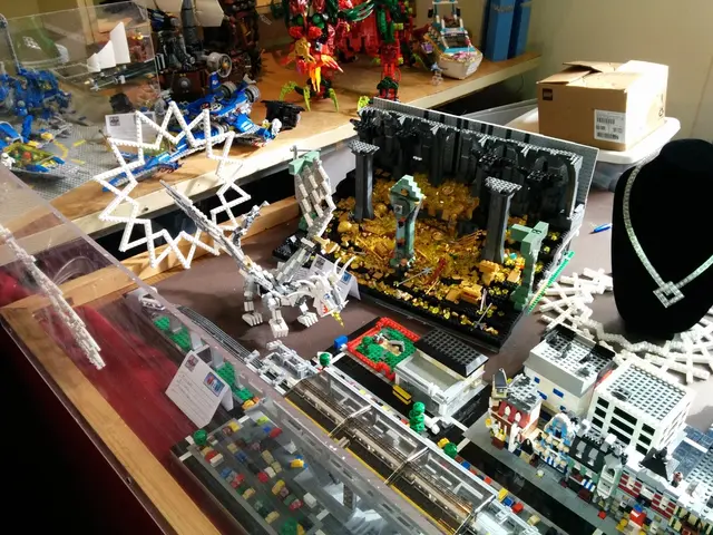 The Importance of Minimizing Analogies in Data Handling